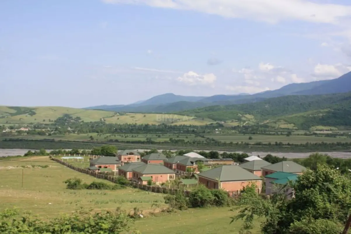 Satılır torpaq sahəsi 10 m²