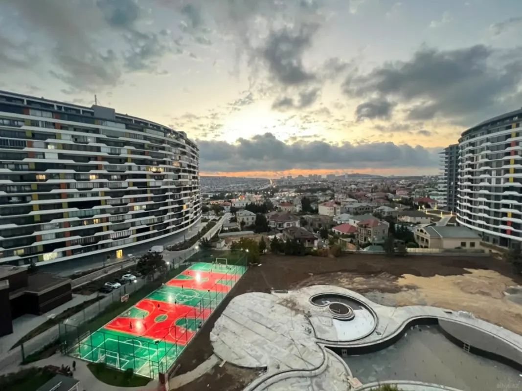 Satılır 2 otaqlı mənzil 80 m²