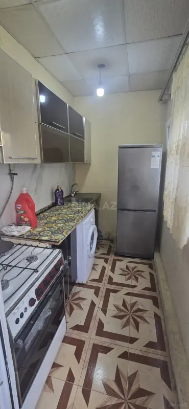 Kirayə verilir 1 otaqlı həyət evi 20 m²
