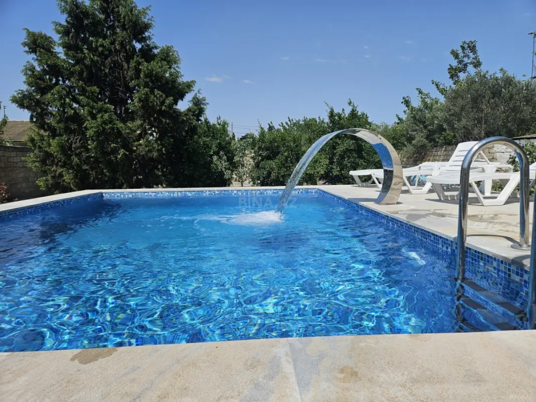 Kirayə verilir 5 otaqlı həyət evi 150 m²