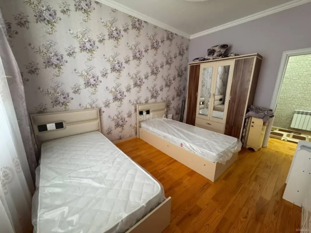Kirayə verilir 3 otaqlı mənzil 120 m²