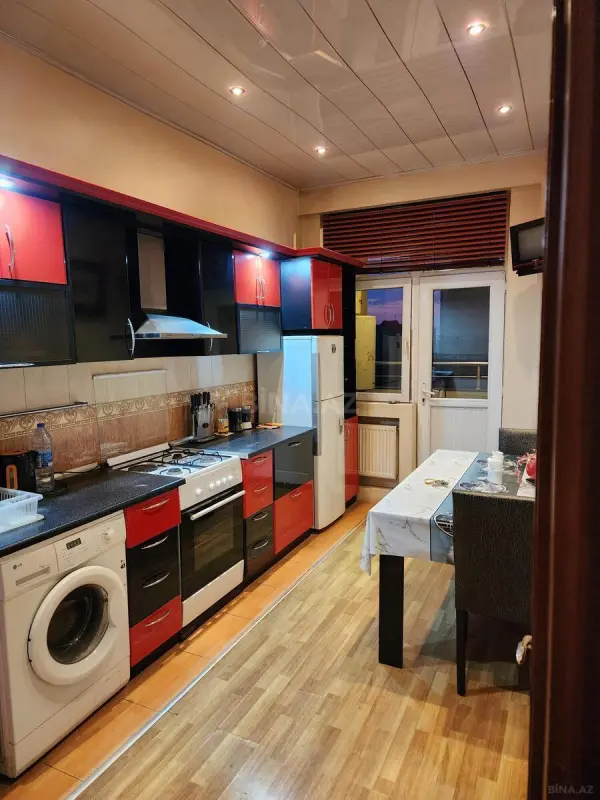 Satılır 1 otaqlı mənzil 50 m²