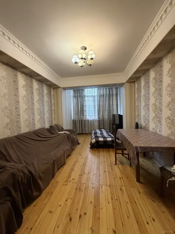 Satılır 3 otaqlı mənzil 74 m²