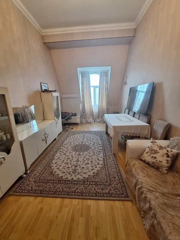Satılır 3 otaqlı mənzil 100 m²