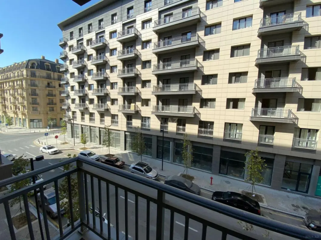Kirayə verilir 3 otaqlı mənzil 150 m²