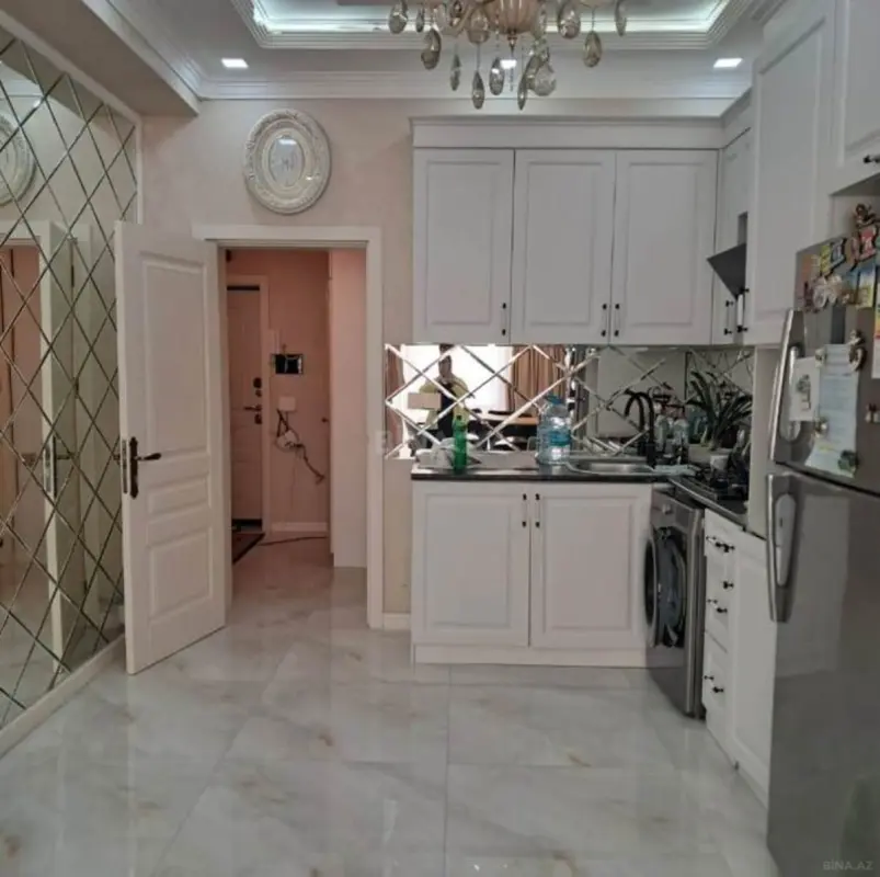 Satılır 2 otaqlı mənzil 61 m²