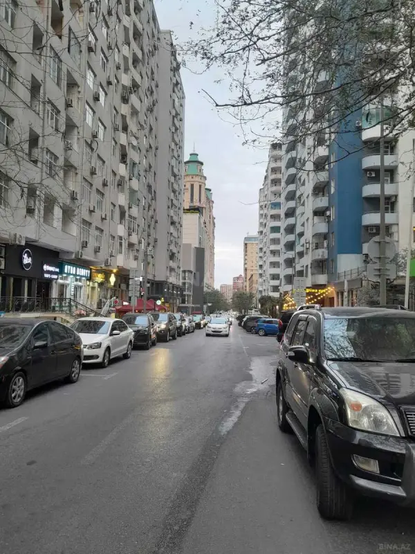 Kirayə verilir 2 otaqlı mənzil 67 m²