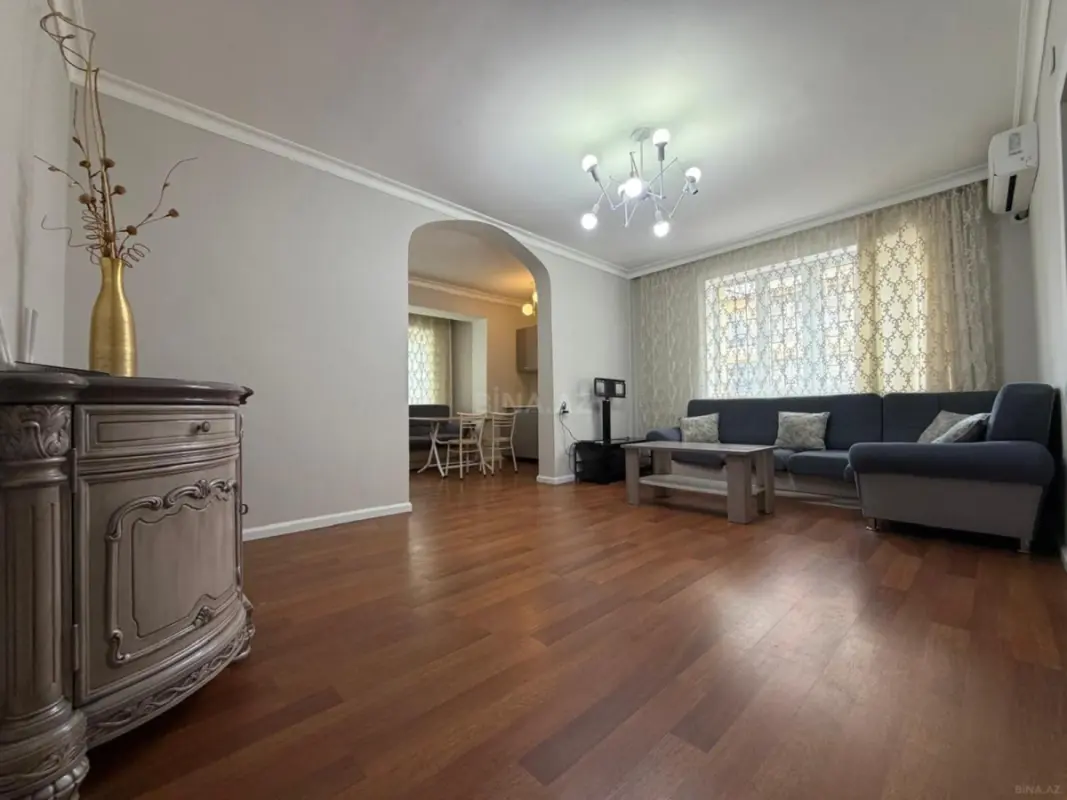 Kirayə verilir 4 otaqlı mənzil 100 m²