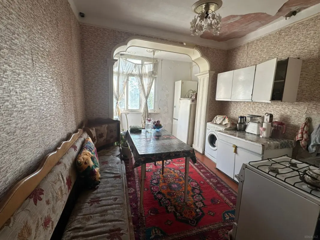 Satılır 2 otaqlı mənzil 61 m²