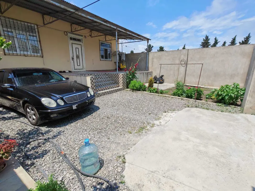 Satılır 3 otaqlı həyət evi 117 m²