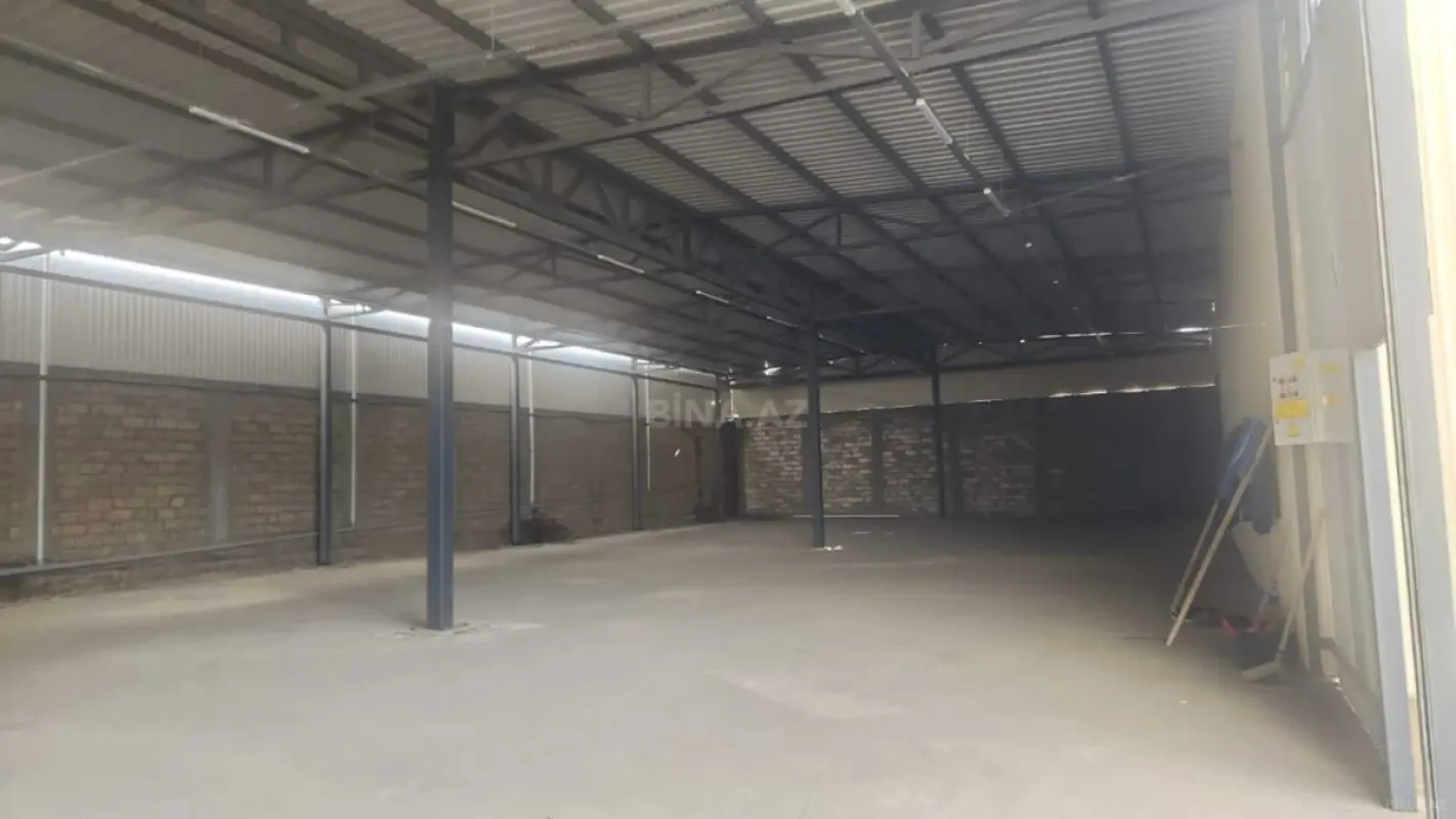 Satılır obyekt 1600 m²