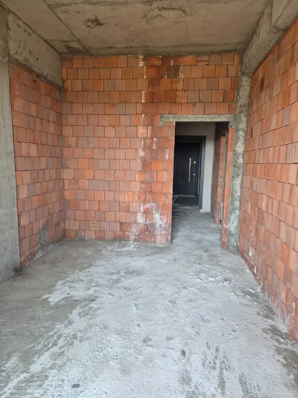 Satılır 3 otaqlı mənzil 115 m²