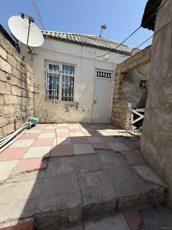 Satılır 2 otaqlı həyət evi 42 m²