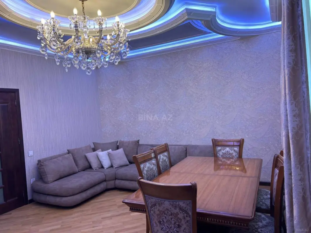 Kirayə verilir 3 otaqlı mənzil 125 m²