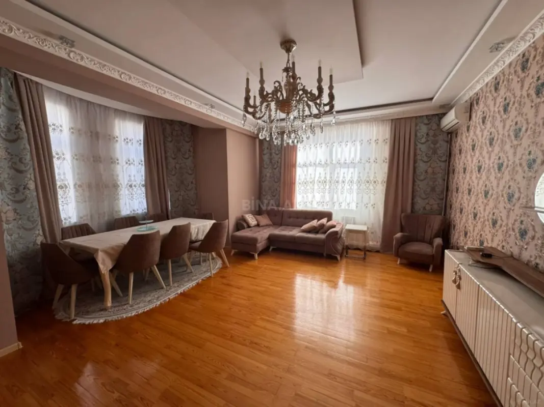 Kirayə verilir 3 otaqlı mənzil 110 m²