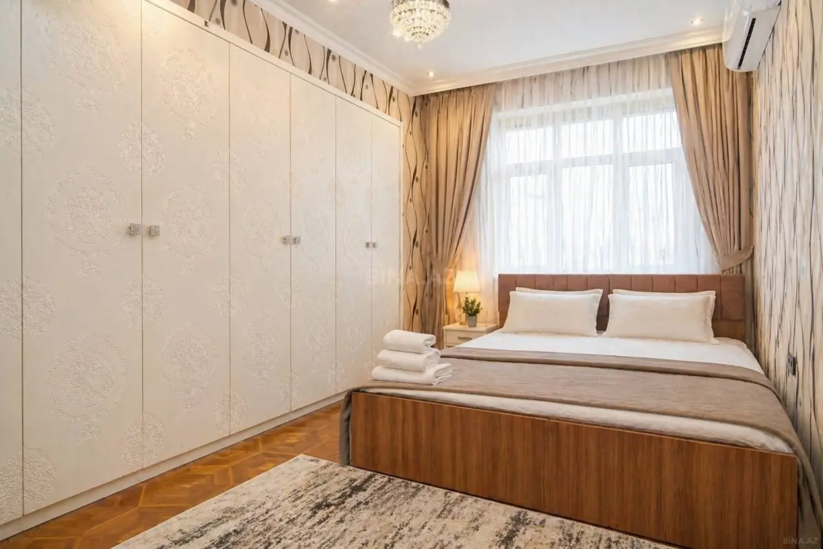 Kirayə verilir 3 otaqlı mənzil 100 m²