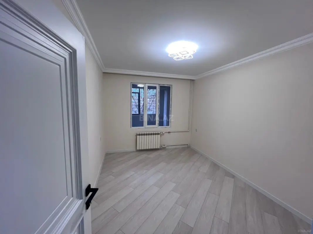 Satılır 4 otaqlı mənzil 102 m²