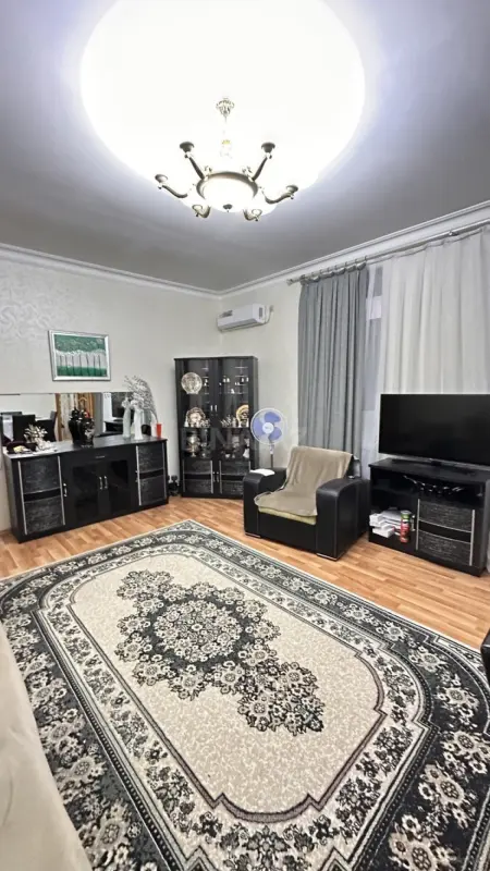 Satılır 3 otaqlı mənzil 95 m²