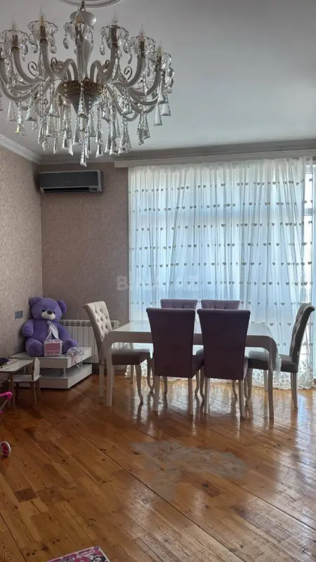 Satılır 2 otaqlı mənzil 85 m²