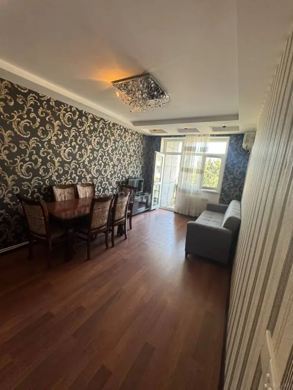 Satılır 3 otaqlı mənzil 90 m²