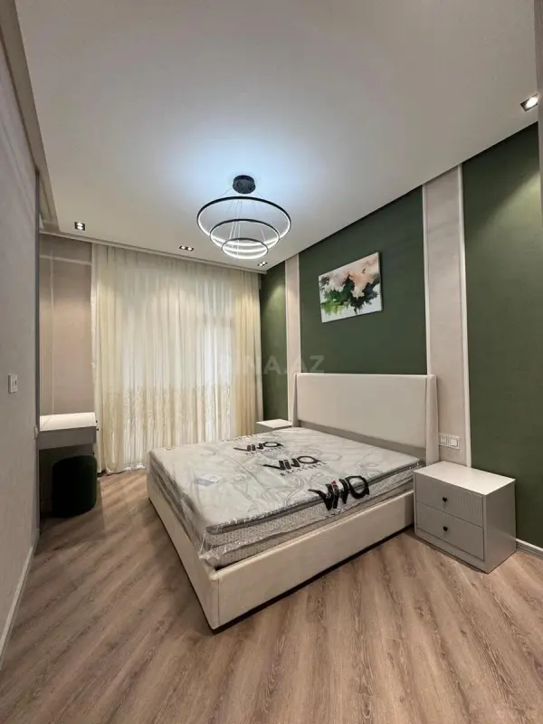 Kirayə verilir 3 otaqlı mənzil 120 m²