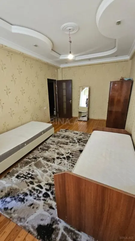 Kirayə verilir 2 otaqlı mənzil 65 m²