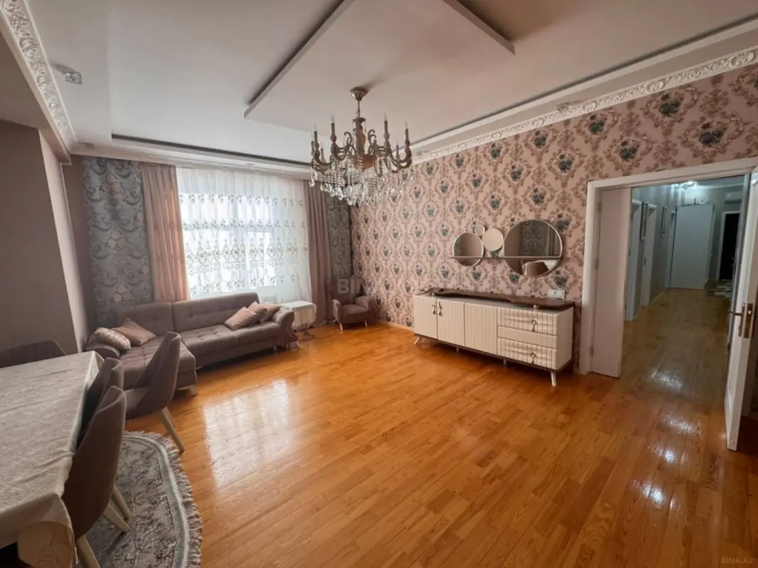 Kirayə verilir 3 otaqlı mənzil 120 m²
