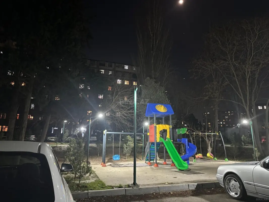 Satılır 2 otaqlı mənzil 42 m²