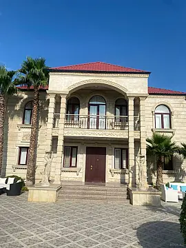 Satılır 8 otaqlı həyət evi 560 m² — Bakı, Novxanı 8 otaq 560.00 m²