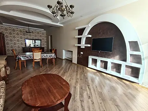 Kirayə verilir 3 otaqlı mənzil 150 m² — Bakı 3 otaq 150.00 m²