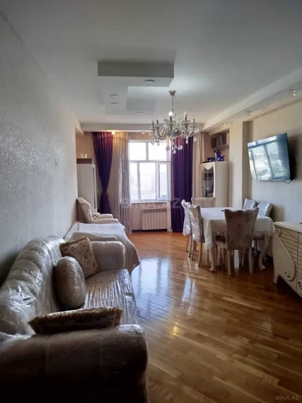 Kirayə verilir 2 otaqlı mənzil 86 m²