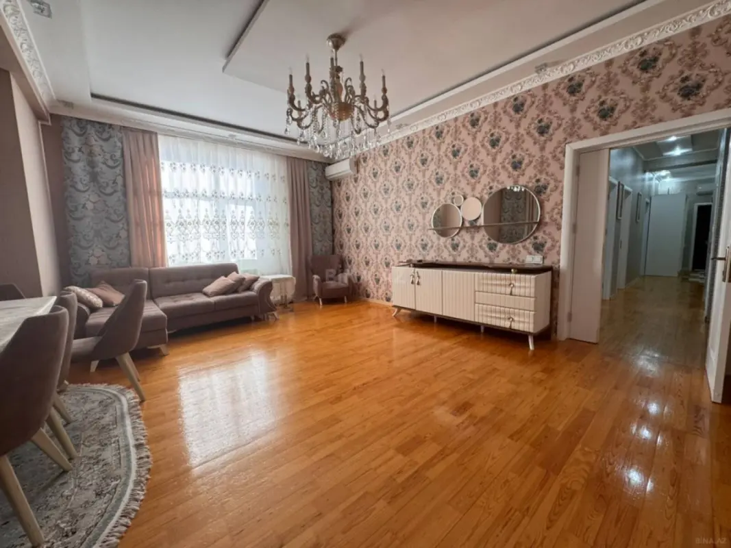 Kirayə verilir 3 otaqlı mənzil 110 m²