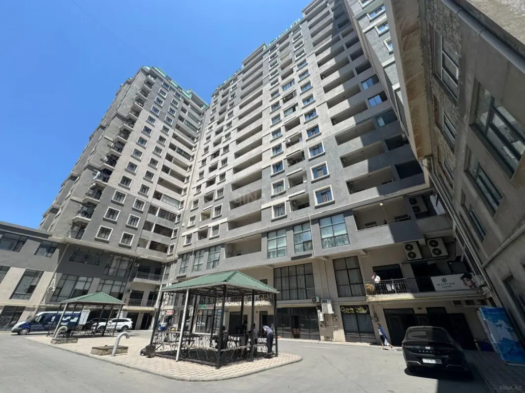 Satılır 3 otaqlı mənzil 101 m²