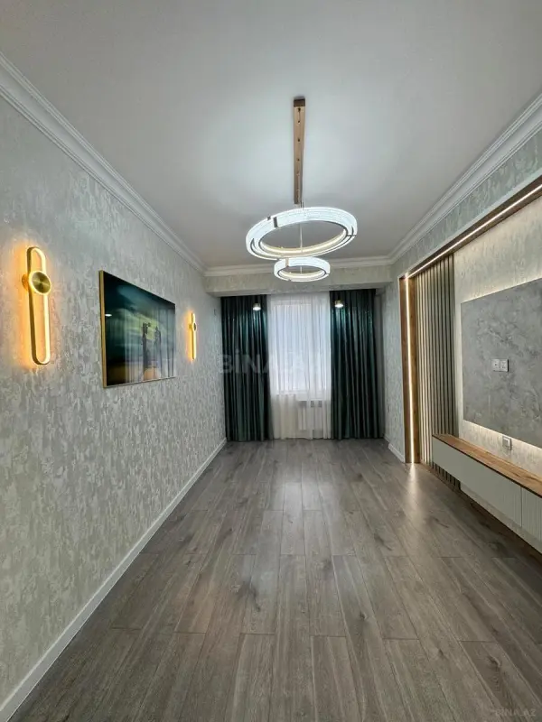 Satılır 2 otaqlı mənzil 76 m²