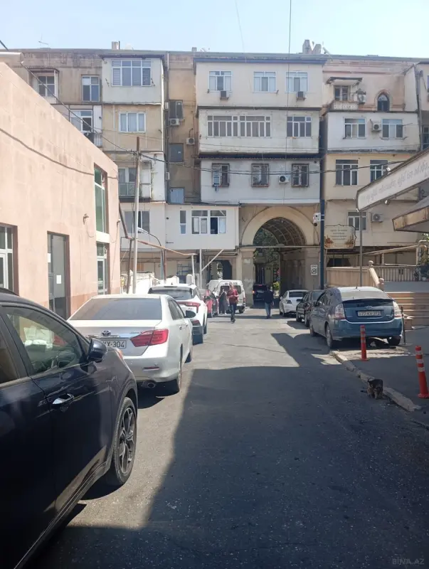 Kirayə verilir obyekt 220 m²