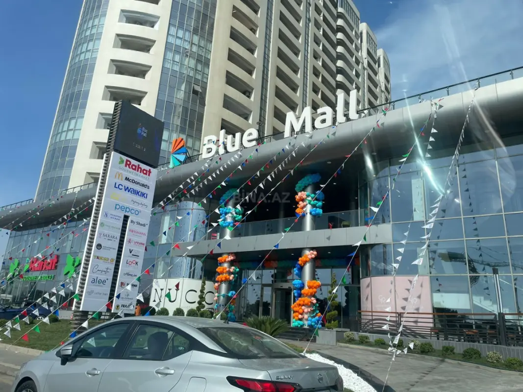 Satılır 3 otaqlı mənzil 147.5 m²