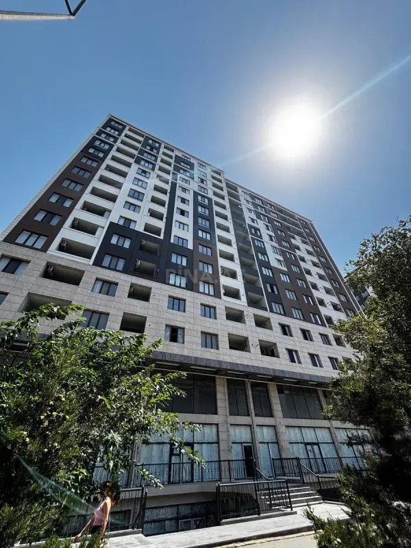 Satılır 1 otaqlı mənzil 50.2 m²