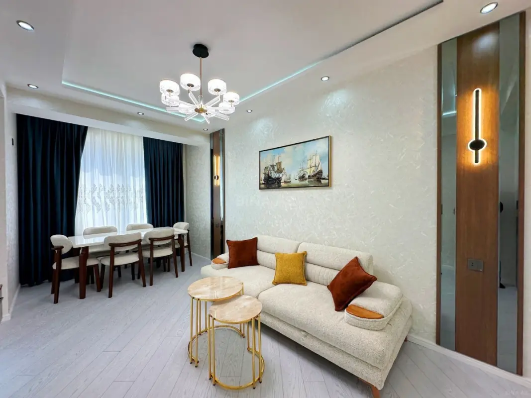 Satılır 2 otaqlı mənzil 71 m²
