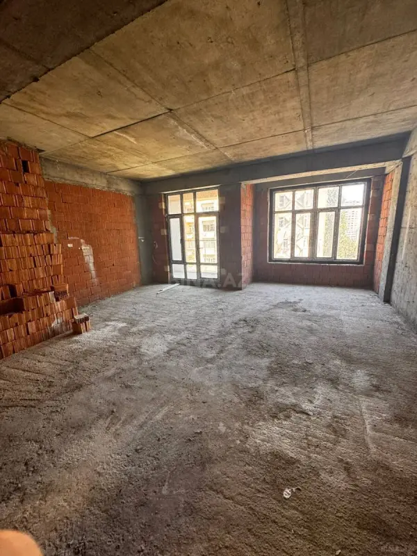 Satılır 2 otaqlı mənzil 45.5 m²