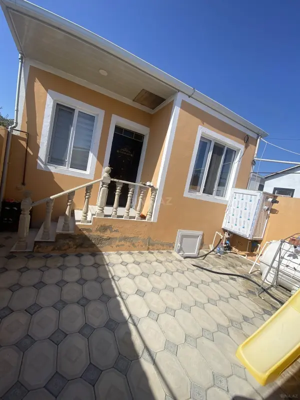 Satılır 3 otaqlı həyət evi 65 m²