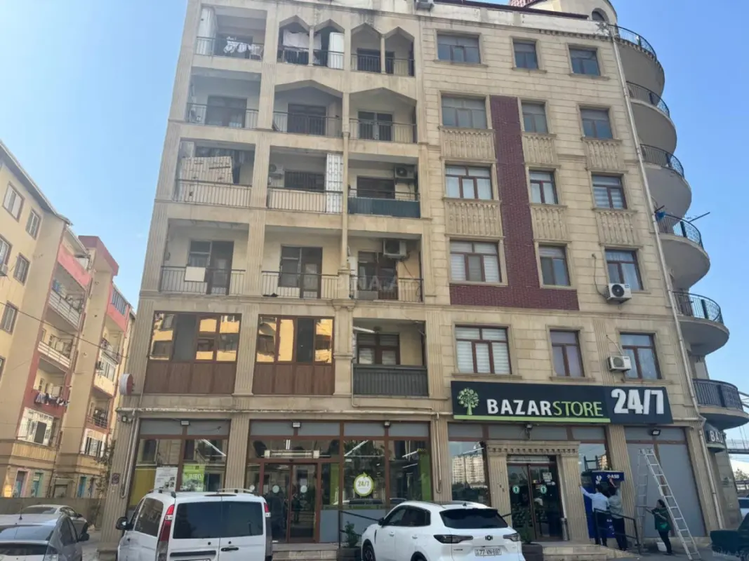 Satılır 3 otaqlı mənzil 92 m²