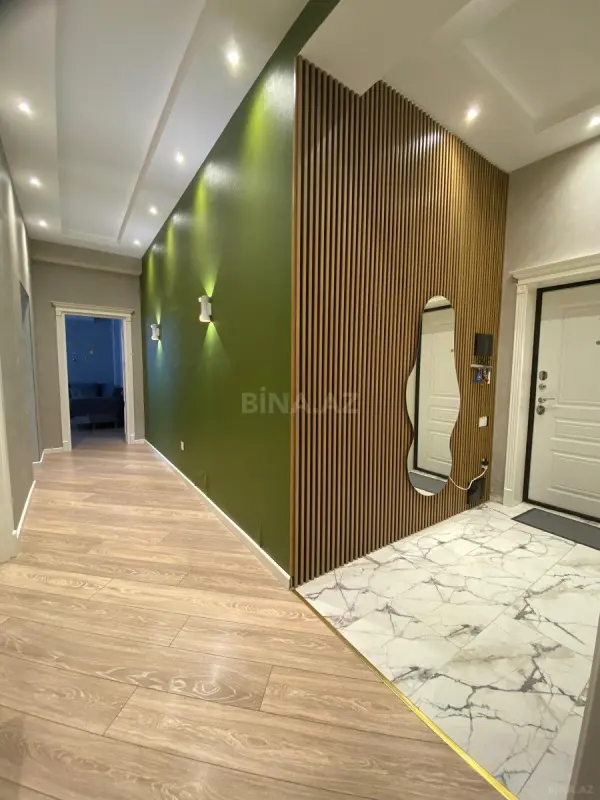 Satılır 3 otaqlı mənzil 120 m²