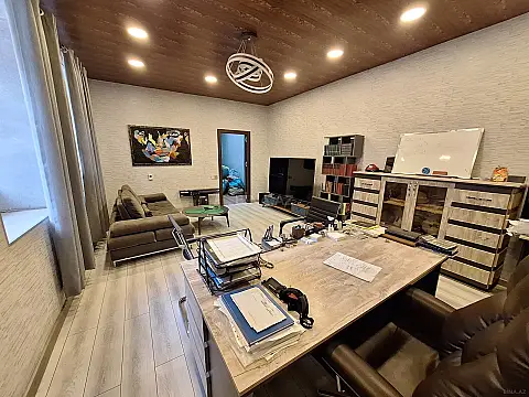 Kirayə verilir 3 otaqlı ofis 80 m² — Bakı 3 otaq 80.00 m²