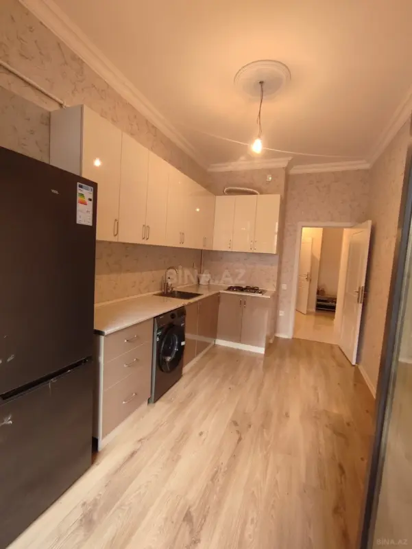 Kirayə verilir 2 otaqlı mənzil 73 m²