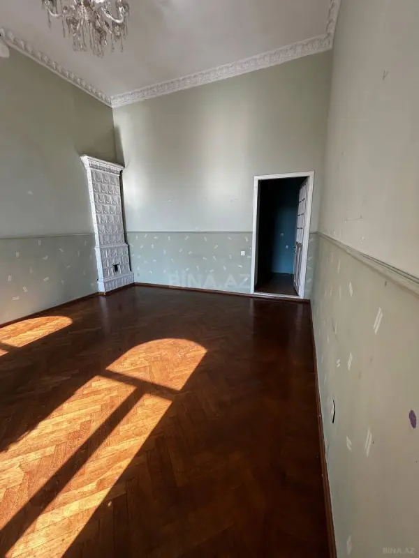 Kirayə verilir 4 otaqlı ofis 180 m²
