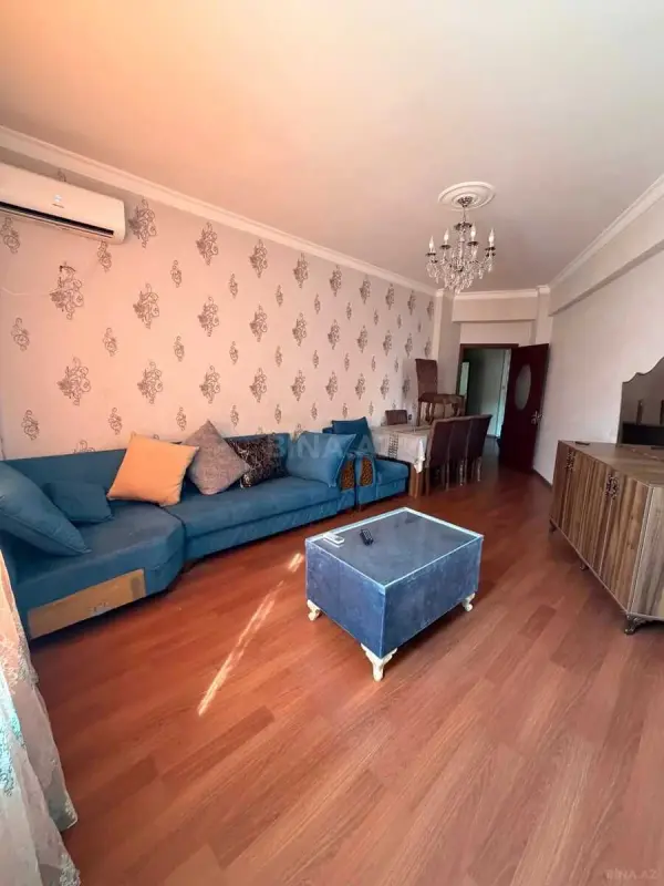 Satılır 2 otaqlı mənzil 80 m²