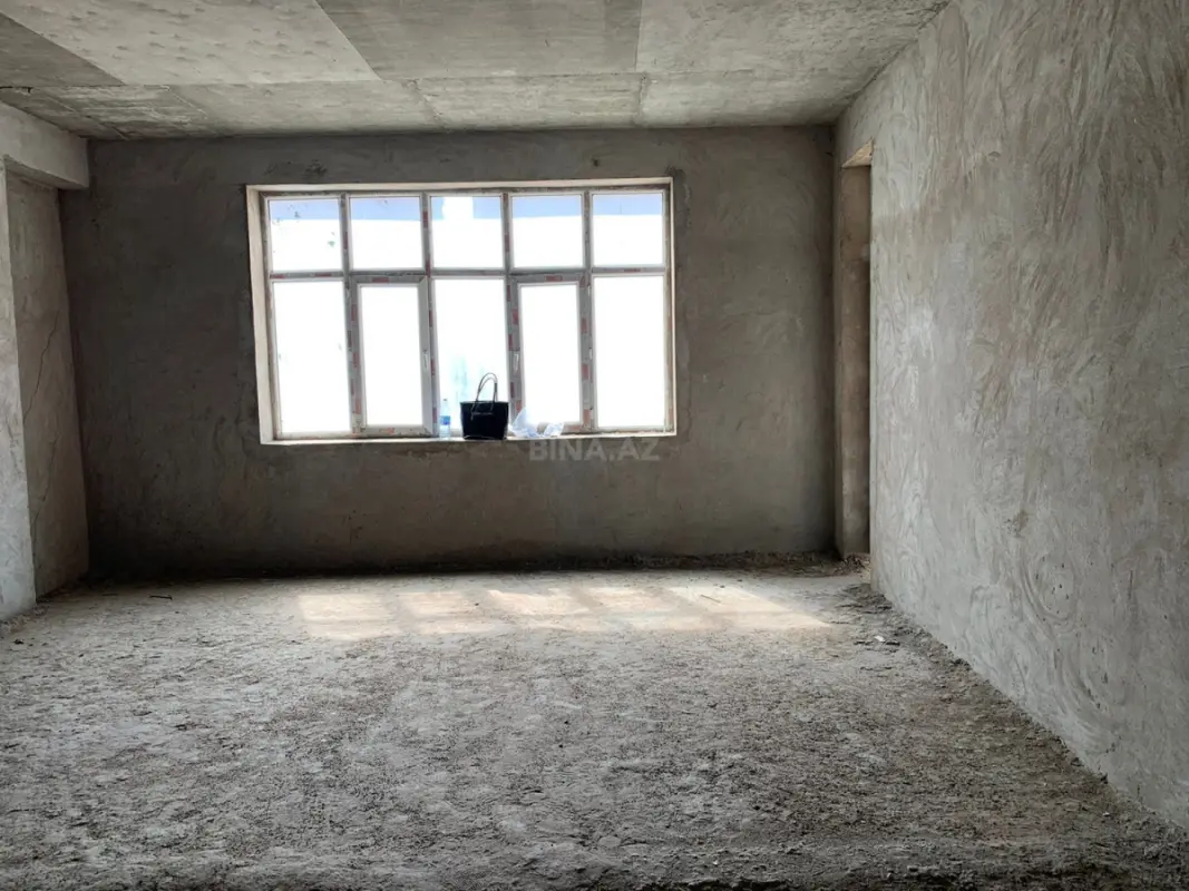 Satılır 3 otaqlı mənzil 110 m²