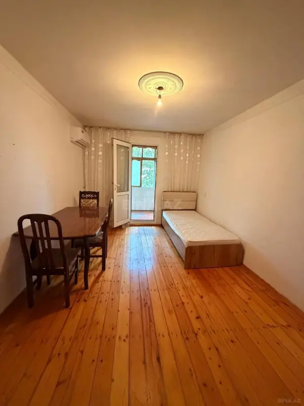 Satılır 2 otaqlı mənzil 43 m²