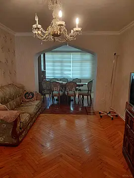 Kirayə verilir 3 otaqlı mənzil 70 m² — Bakı 3 otaq 70.00 m²