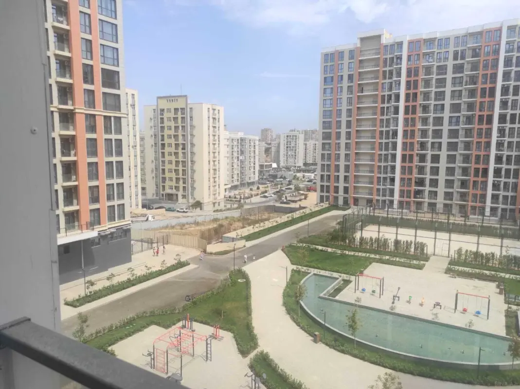 Satılır 2 otaqlı mənzil 78 m²